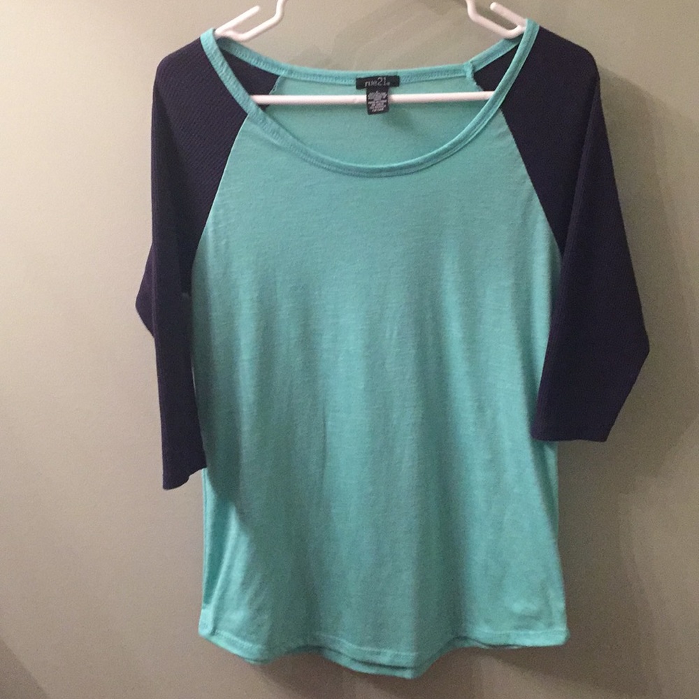 Rue 21 3/4 length shirt